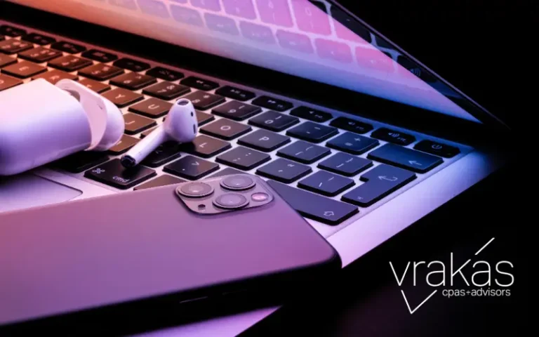 laptop phone and headphones