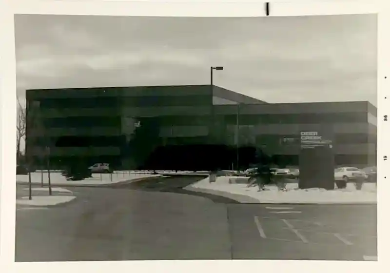 Vrakas Exterior 1986